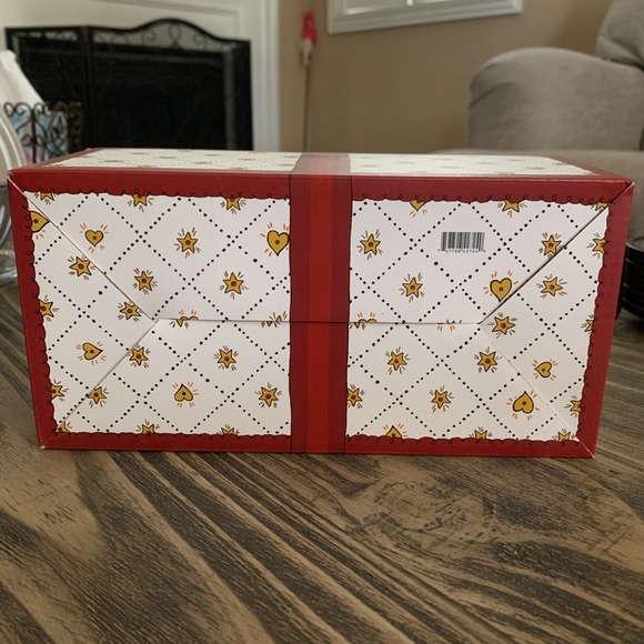 Brighton Set of 2 Large Tea Coffee Cups Festive VIP Gift LOVE New in Box - Picture 10 of 10